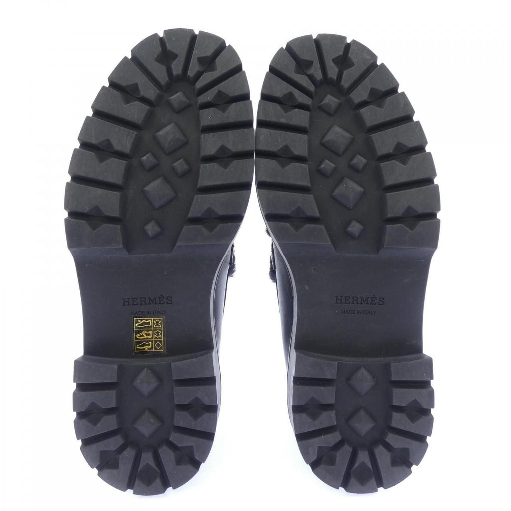 Hermes Icon Kelly Buckle Shoes — view 4