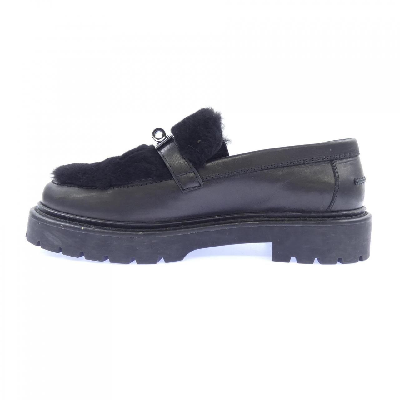 Hermes Icon Kelly Buckle Shoes — view 2