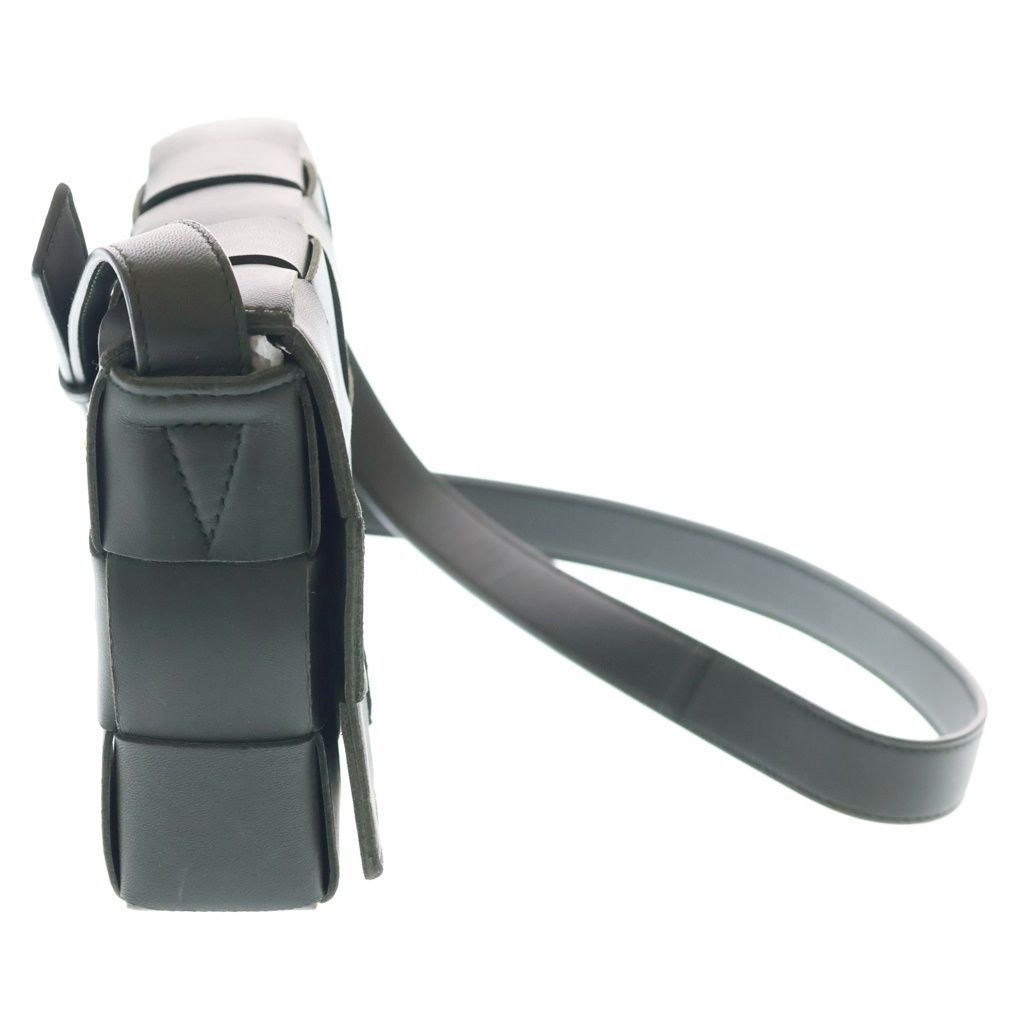 Bottega Veneta Maxi Intrecciato Cassette Shoulder Back Dark Green Lambskin — view 3