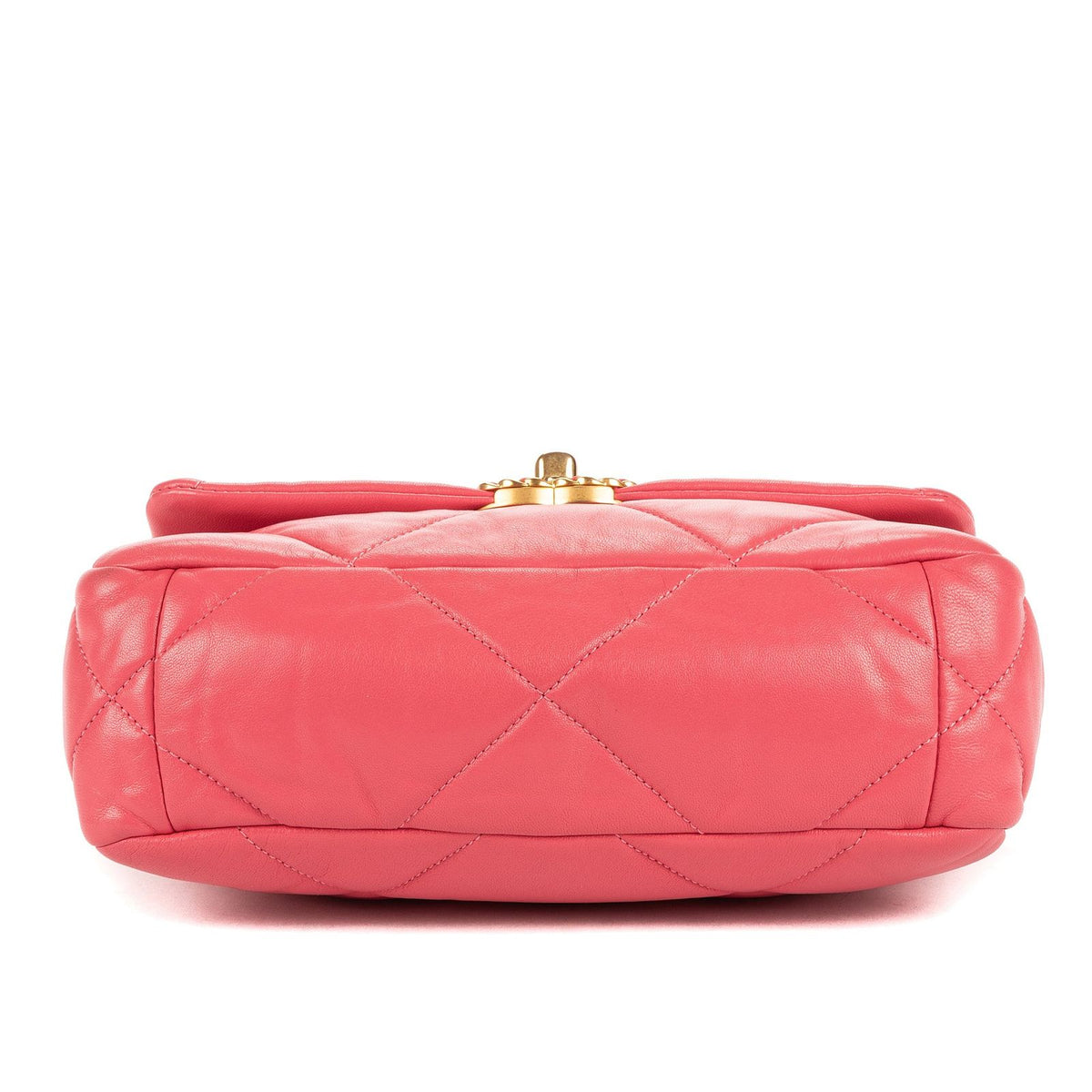 Chanel Classic 19 Flap Pink Quilted Lambskin Leather — view 6