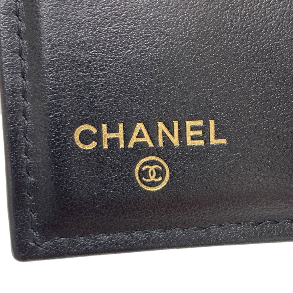 Chanel CC Logo Quilted Gold Bifold Wallet Gray Calfskin — view 7