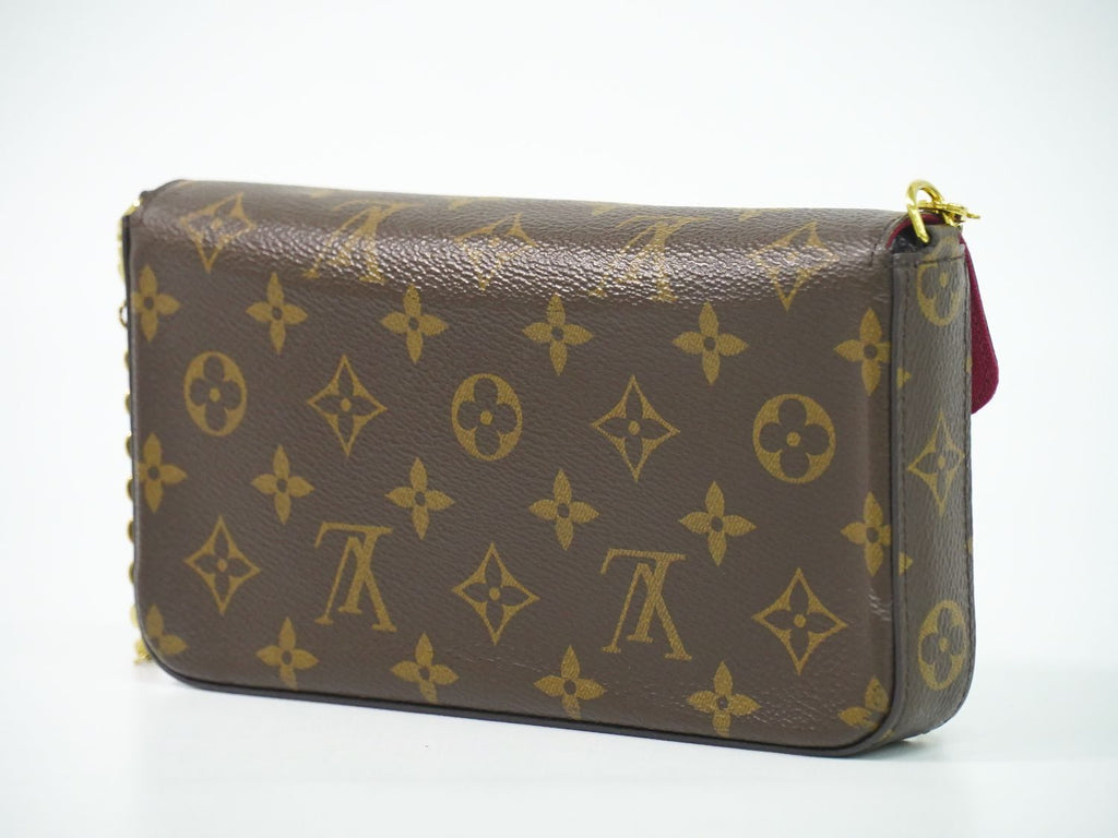 Louis Vuitton LV Vintage Shoulder Bag — view 2