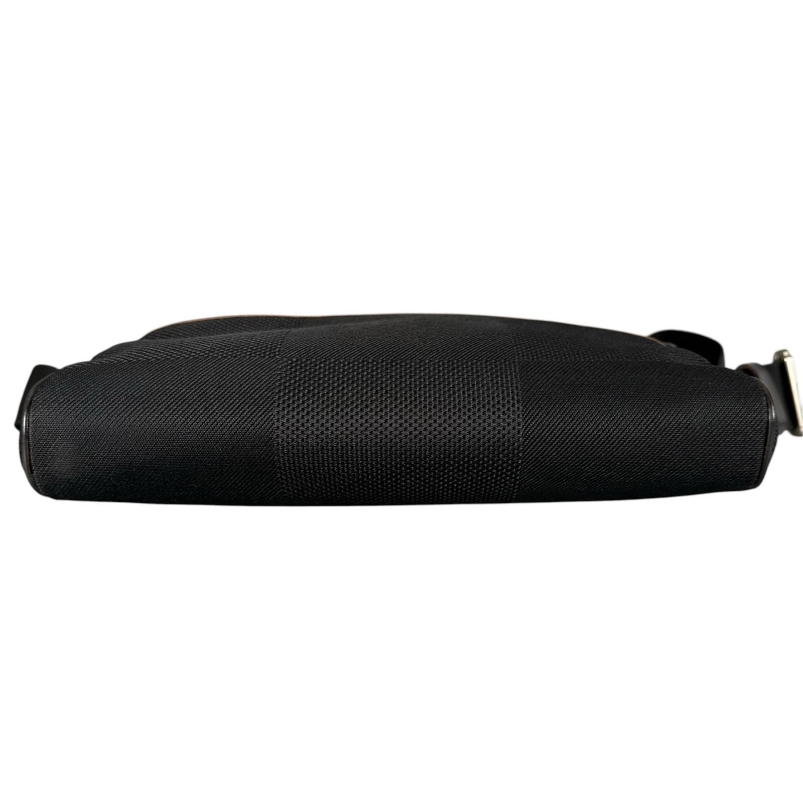 Louis Vuitton Acrobat Damier Geant Noir Leather Nylon Black Belt Bag Silver — view 3