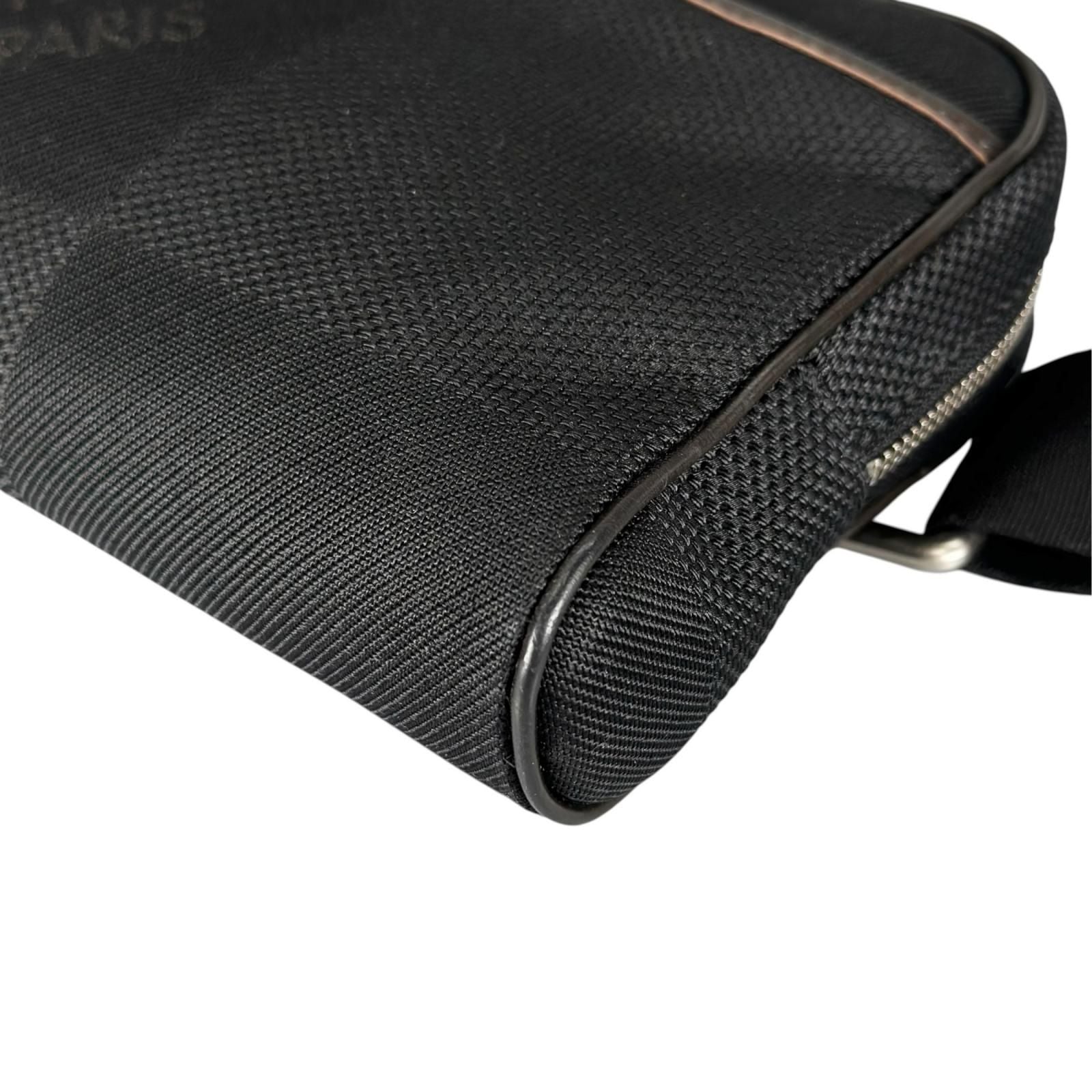 Louis Vuitton Acrobat Damier Geant Noir Leather Nylon Black Belt Bag Silver — view 7