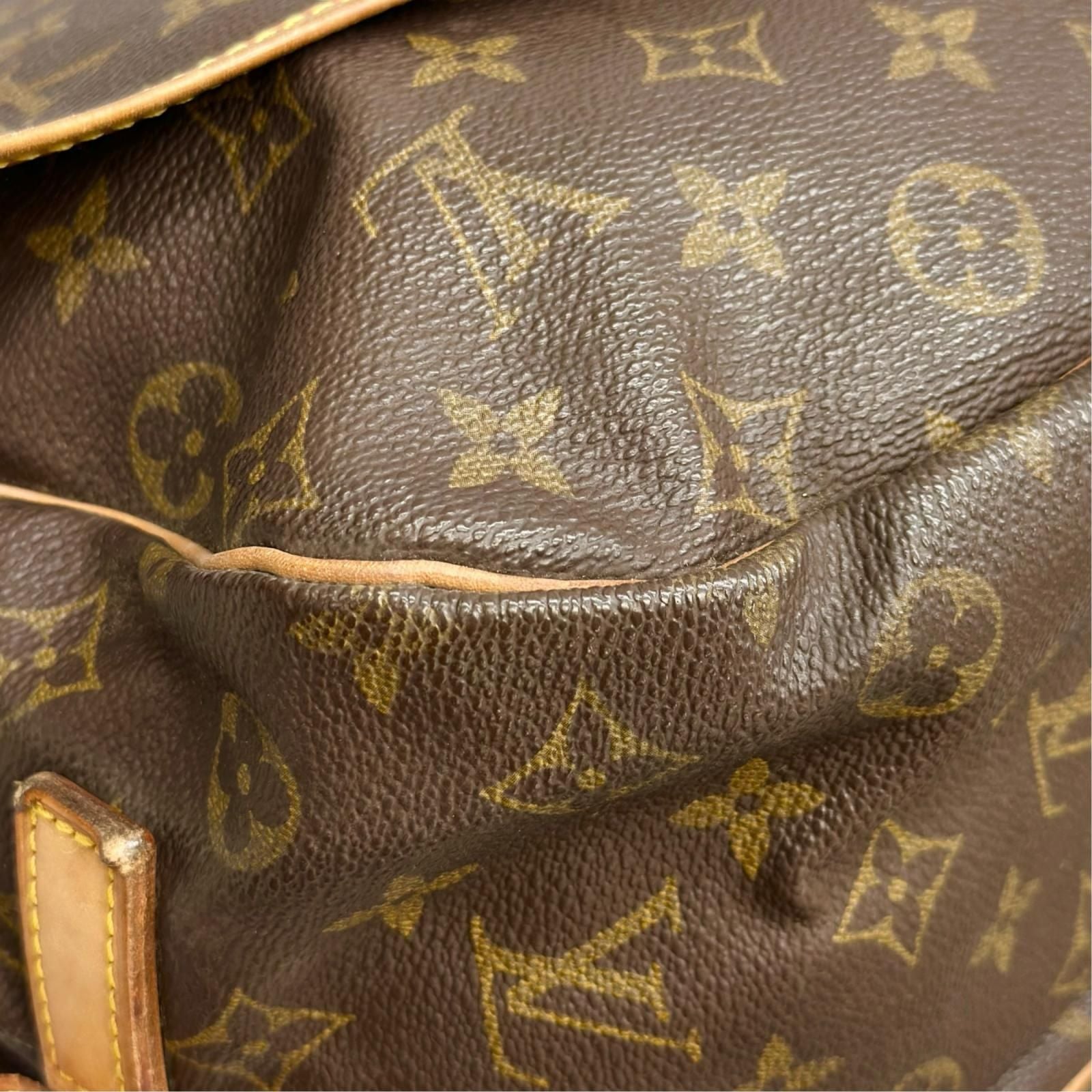 Louis Vuitton Saumur 35 Monogram Leather Brown Shoulder Bag Gold — view 7