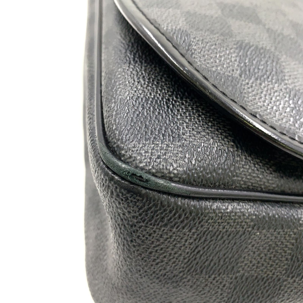 Louis Vuitton Daniel MM Damier Graphite Leather Black Shoulder Bag Silver — view 5