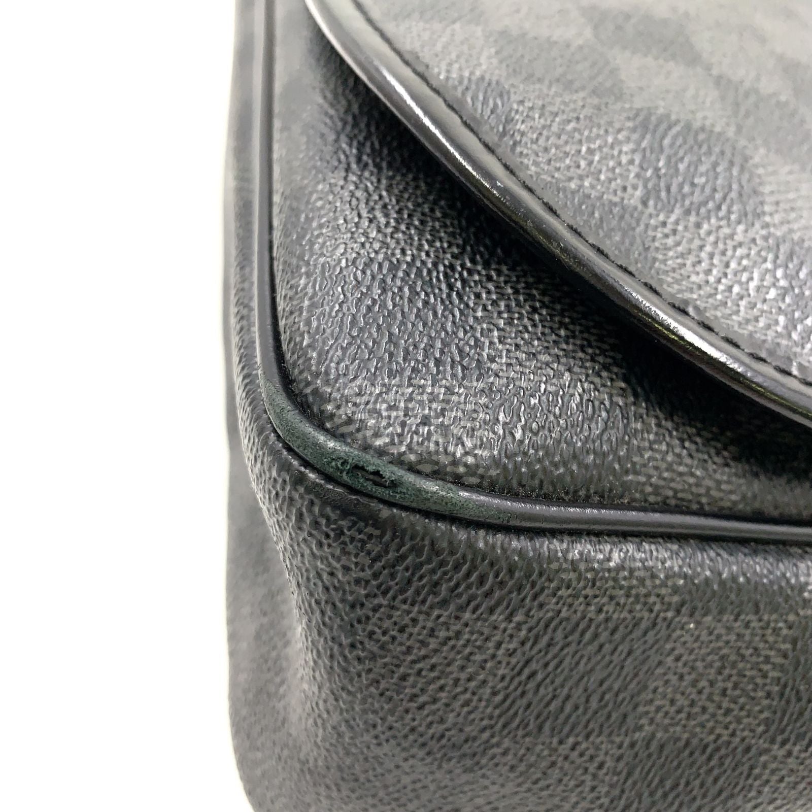 Louis Vuitton Daniel MM Damier Graphite Leather Black Shoulder Bag Silver — view 5