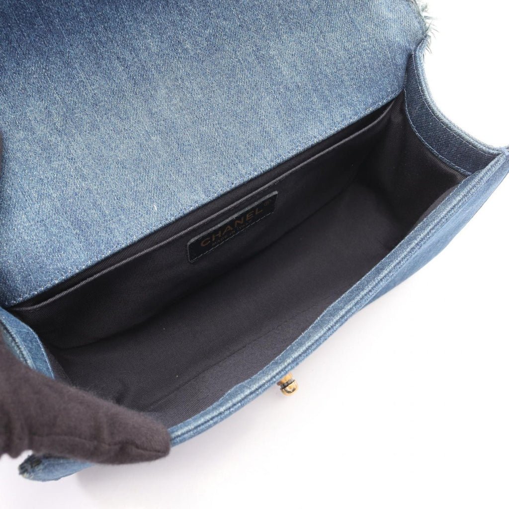 Chanel Shoulder Bag Patchwork Denim Blue Chain — view 3