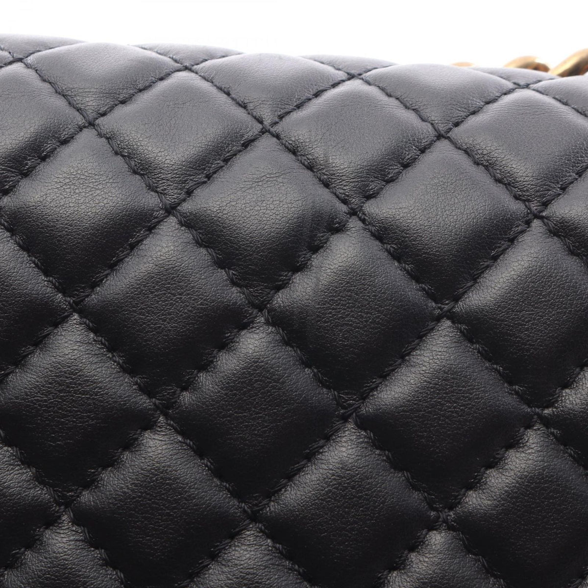 Chanel Shoulder Bag Black Lambskin Chain — view 6