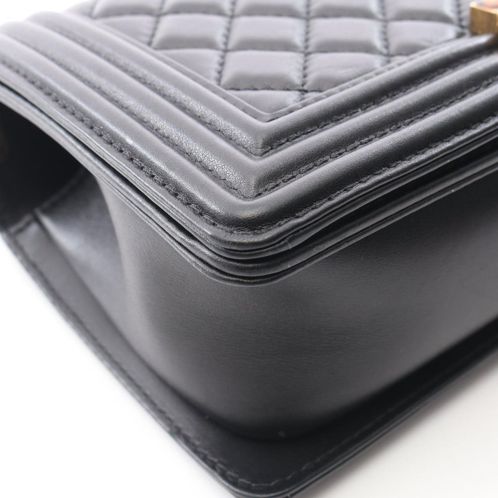 Chanel Shoulder Bag Black Lambskin Chain — view 9