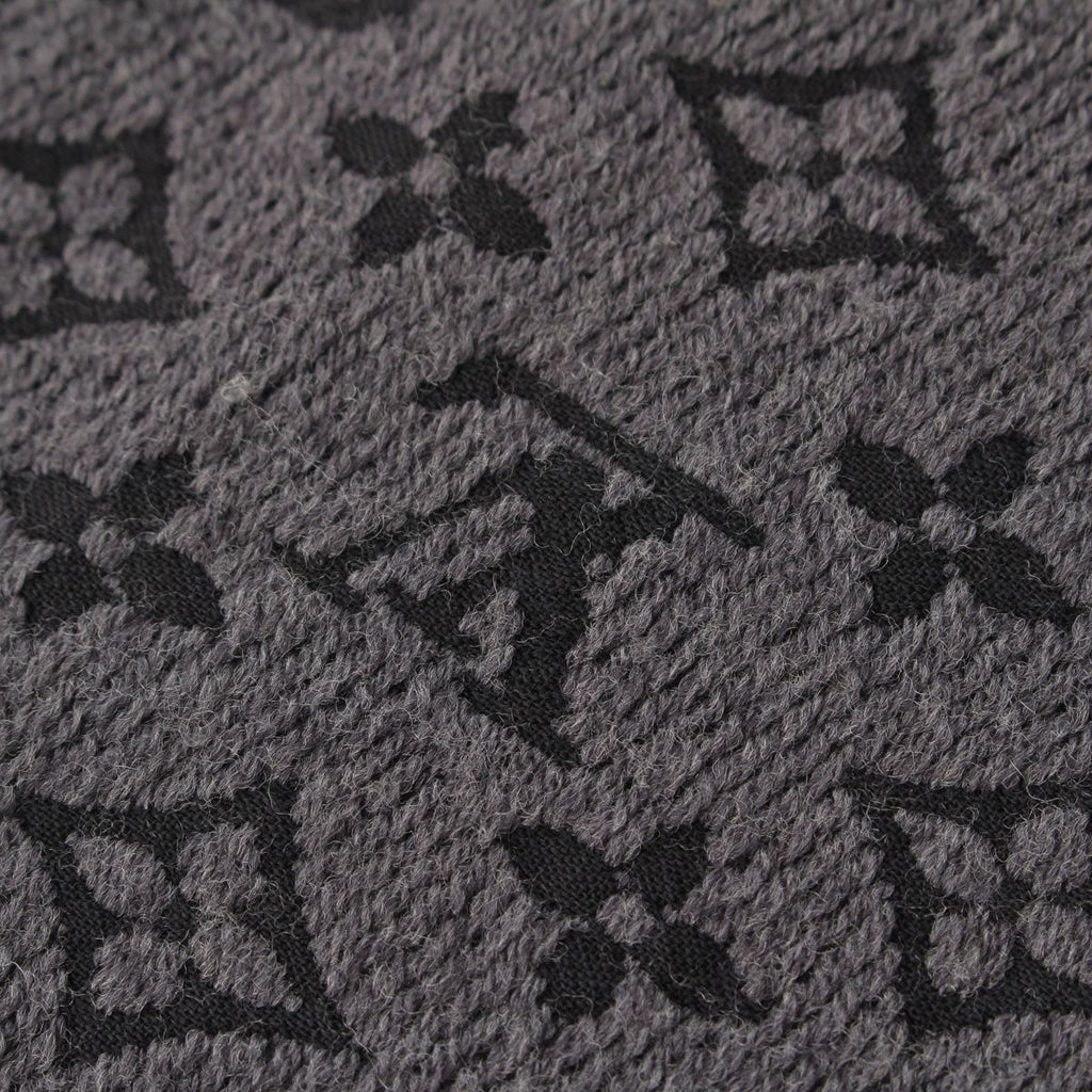 Louis Vuitton Monogram Wool Echarpe Classic Scarf Gray Black — view 4