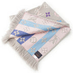 Louis Vuitton Echarpe Logo Mania Wool Silk Monogram Scarf Gray — view 2