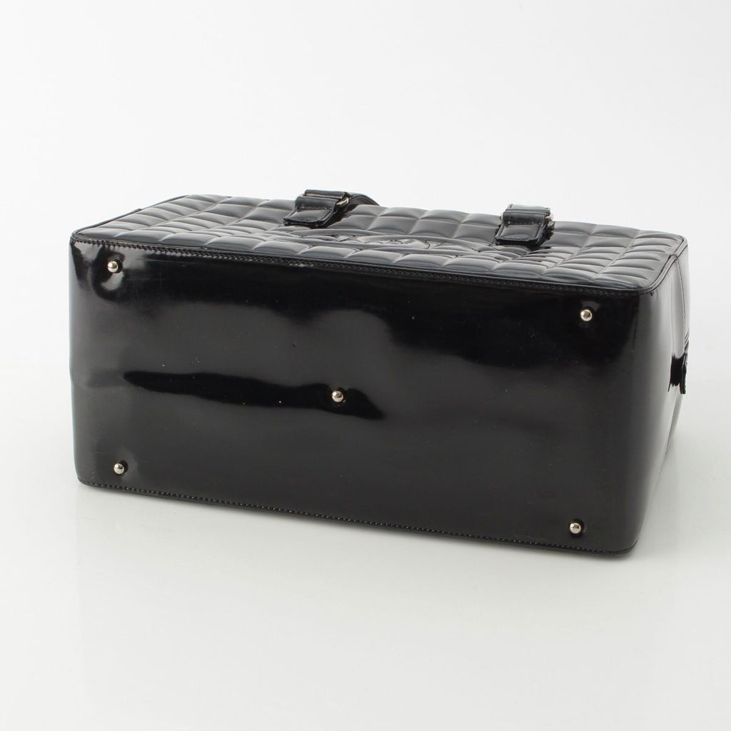 Chanel Choco Bar CC Logo Patent Handbag Black — view 5
