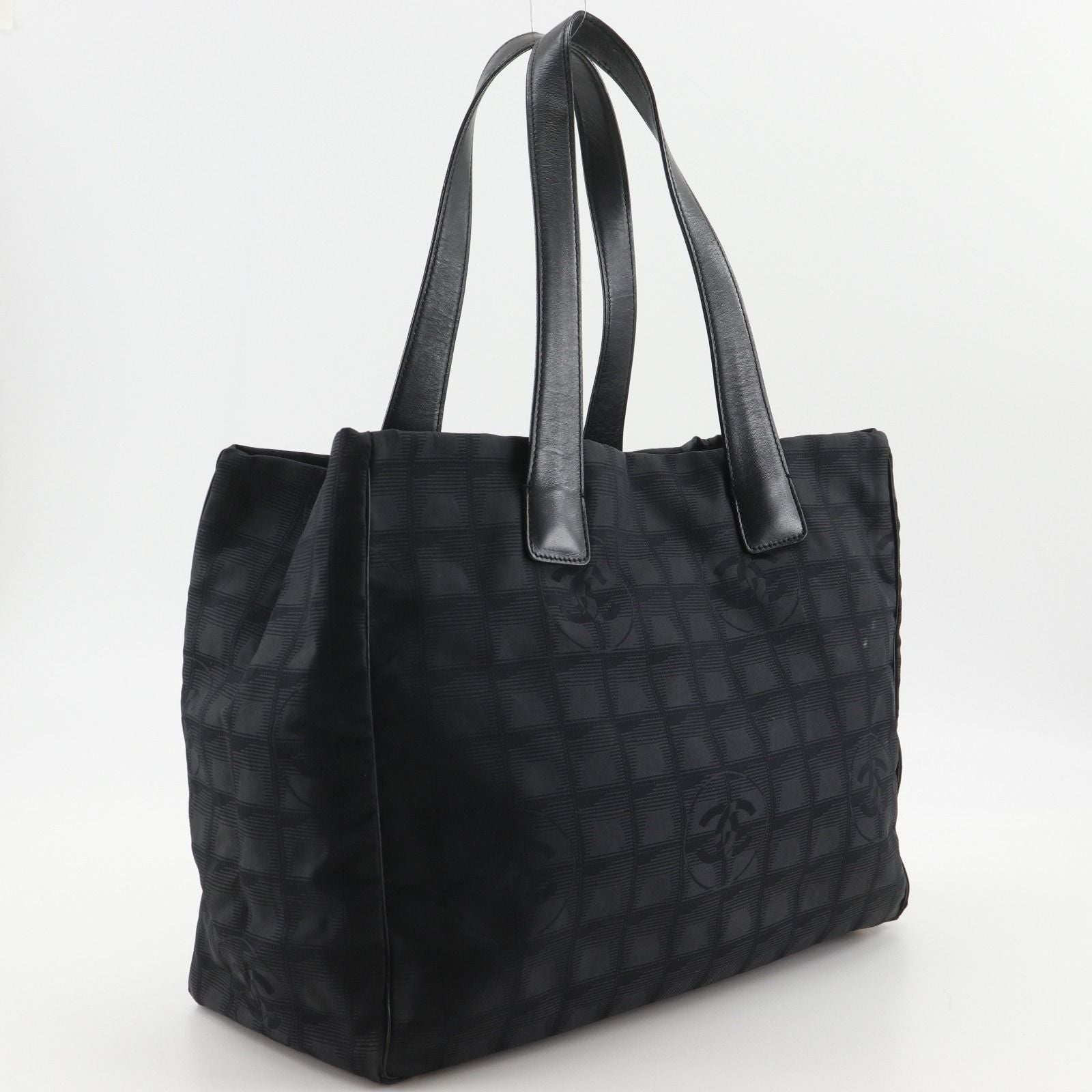 Chanel New Travel Line Tote MM Nylon Canvas Black — view 3