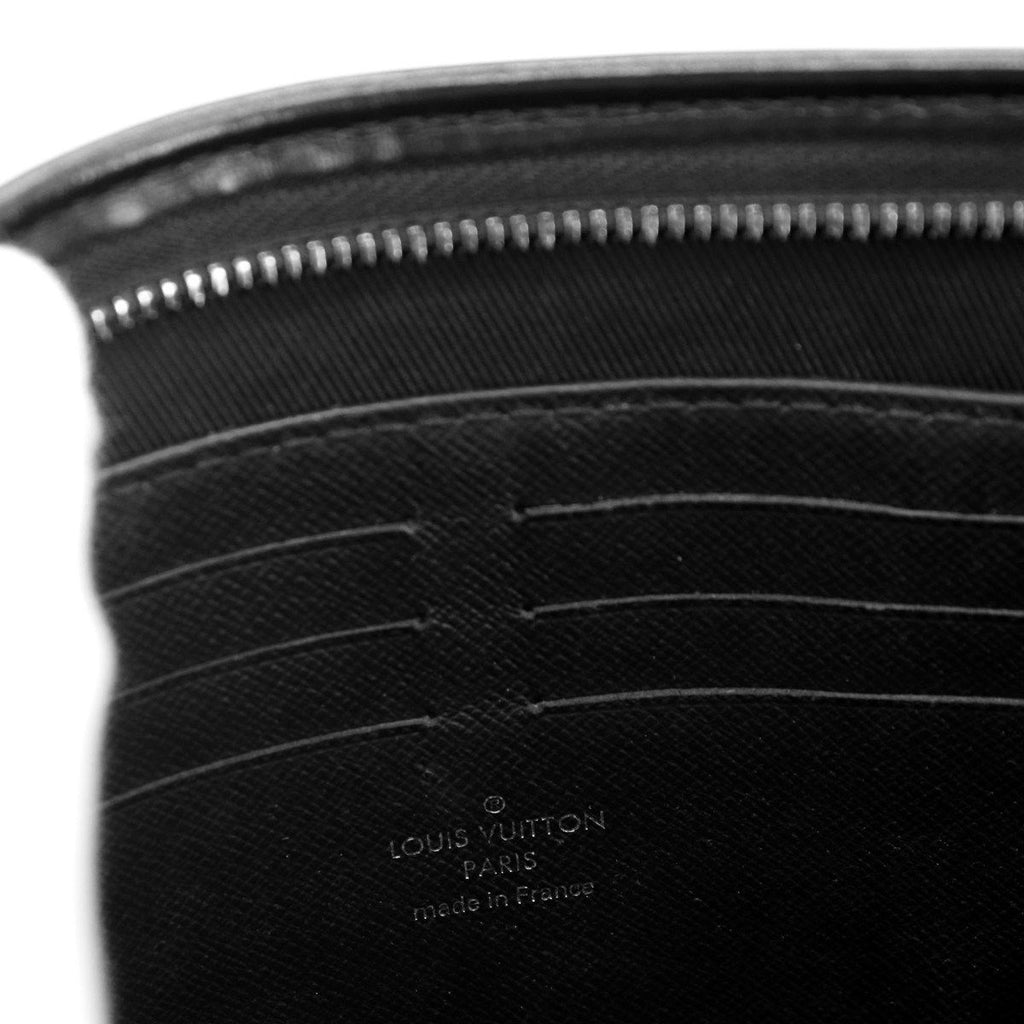 Louis Vuitton Pochette Voyage MM Clutch Monogram Galaxy Black — view 8