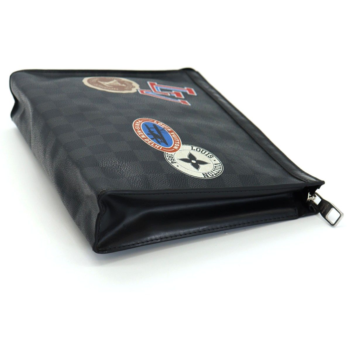 Louis Vuitton Pochette Voyage MM LV League Clutch Damier Graphite Canvas Patch — view 3