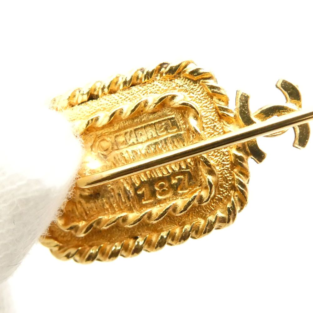 Chanel Brooch Vintage CC Logo — view 3