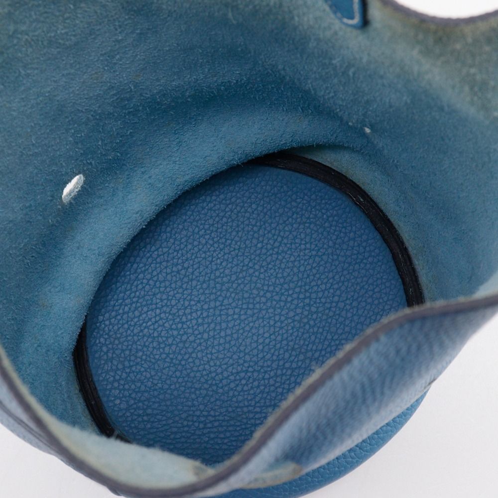 Hermes Manjoire MM Taurillon Clemence Blue Jean Shoulder Bag — view 6