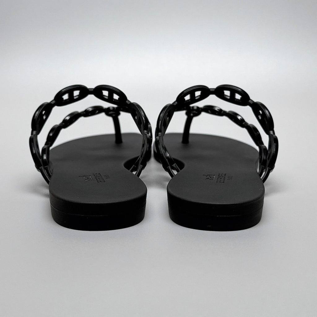 Hermes Island Sandals 38 Black Thong — view 4