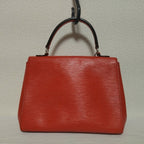 Louis Vuitton Cluny MM Epi Handbag Red — view 2