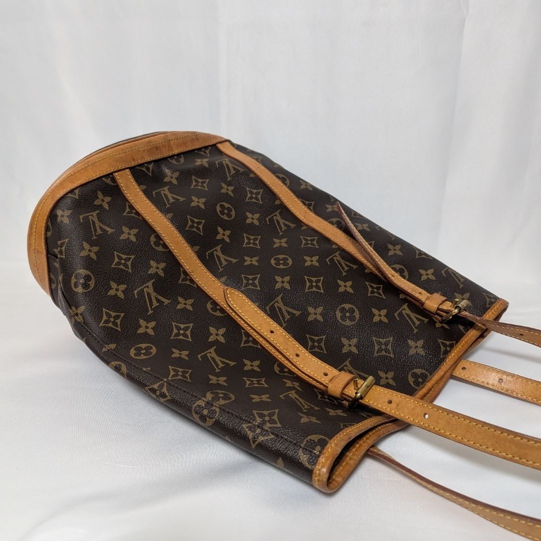 Louis Vuitton Exterior Bucket GM Monogram Tote — view 4
