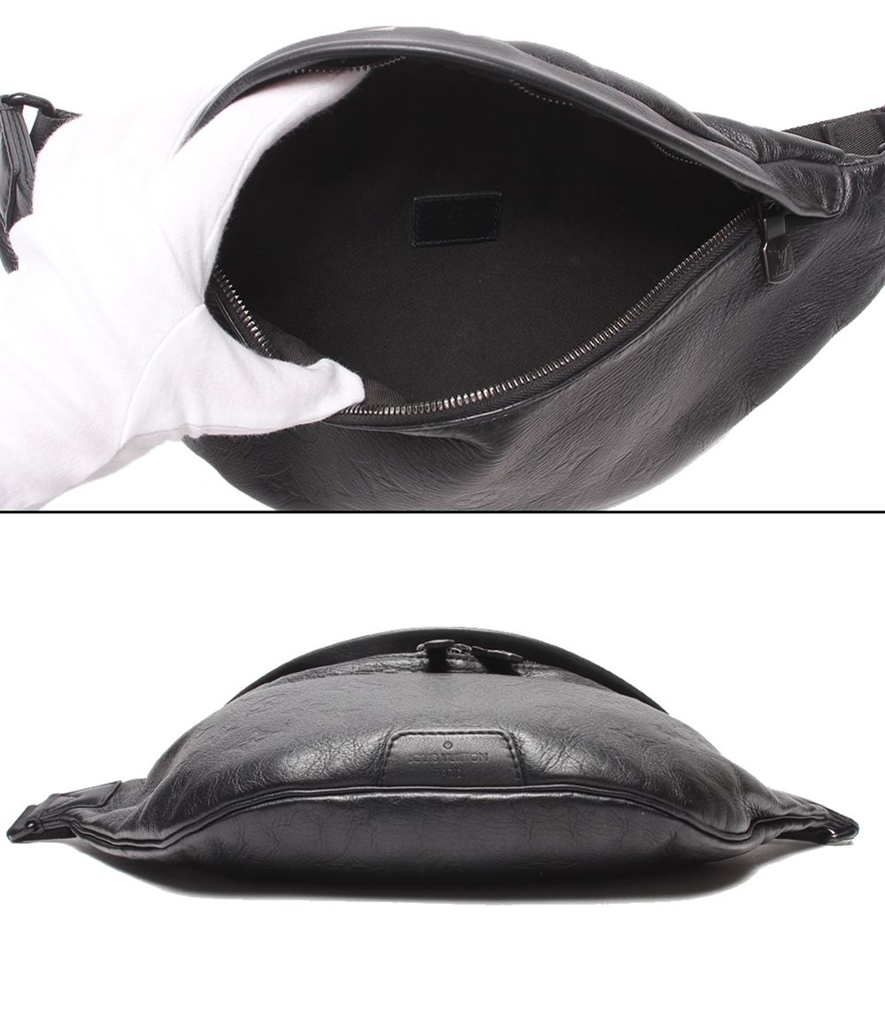 Louis Vuitton Belt Bag Discovery PM Monogram Empreinte — view 3