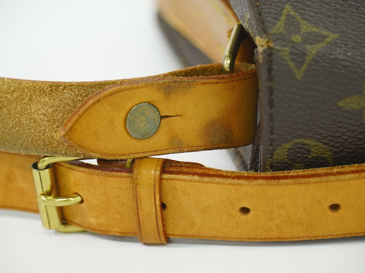 Louis Vuitton LV Cartouchiere 26 GM Monogram Shoulder Bag Pochette Brown — view 5