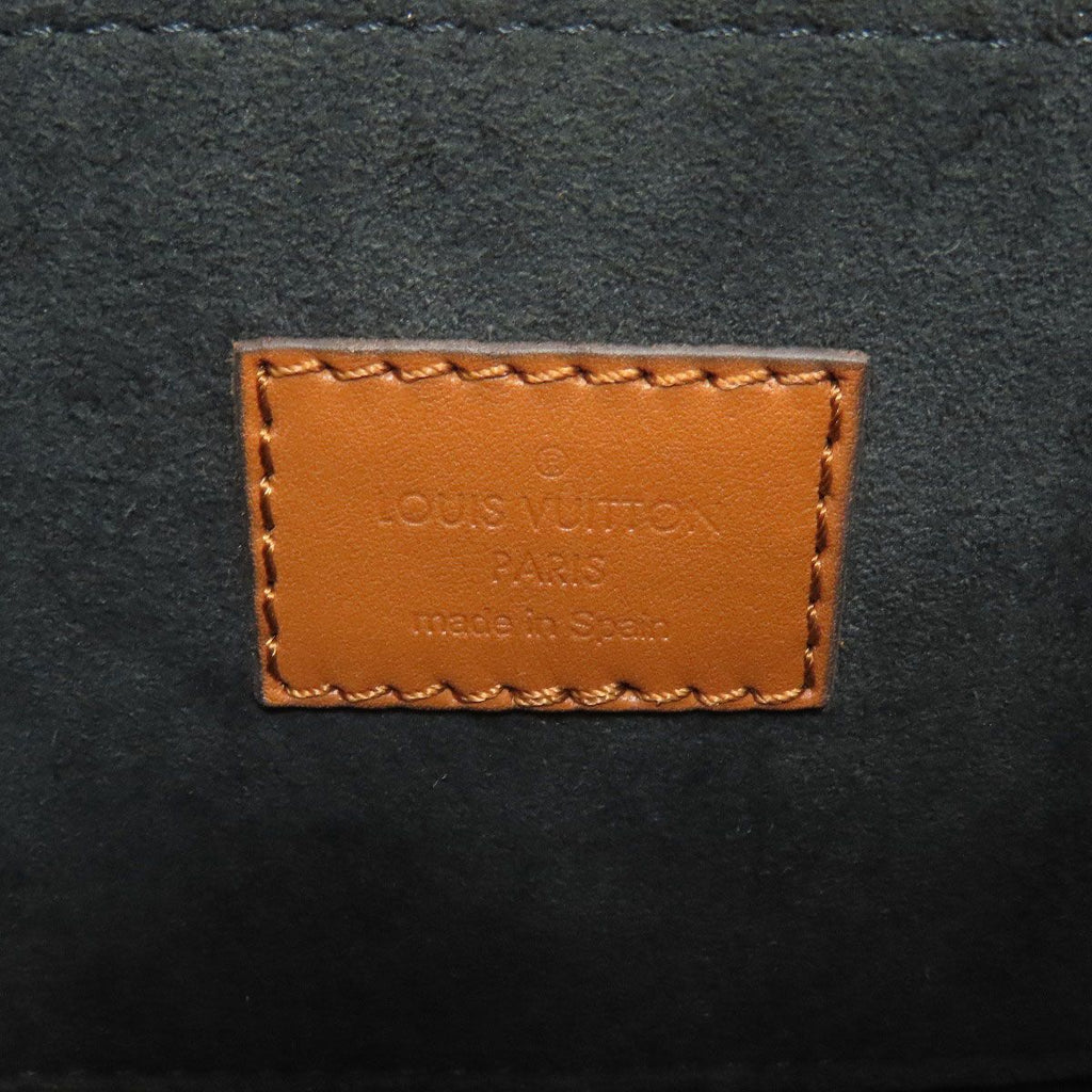 Louis Vuitton Dauphine MM Shoulder Bag Monogram Canvas — view 7