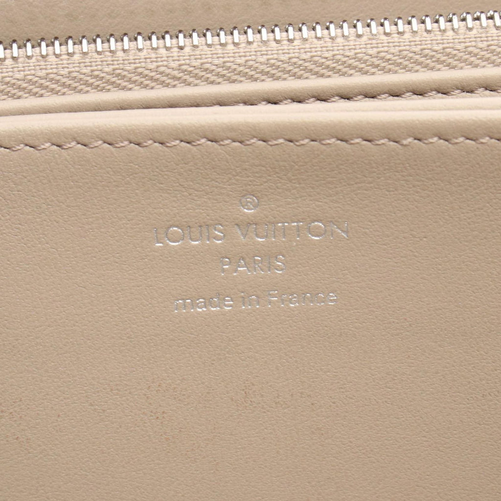 Louis Vuitton Round Wallet Zippy Galle Leather — view 4