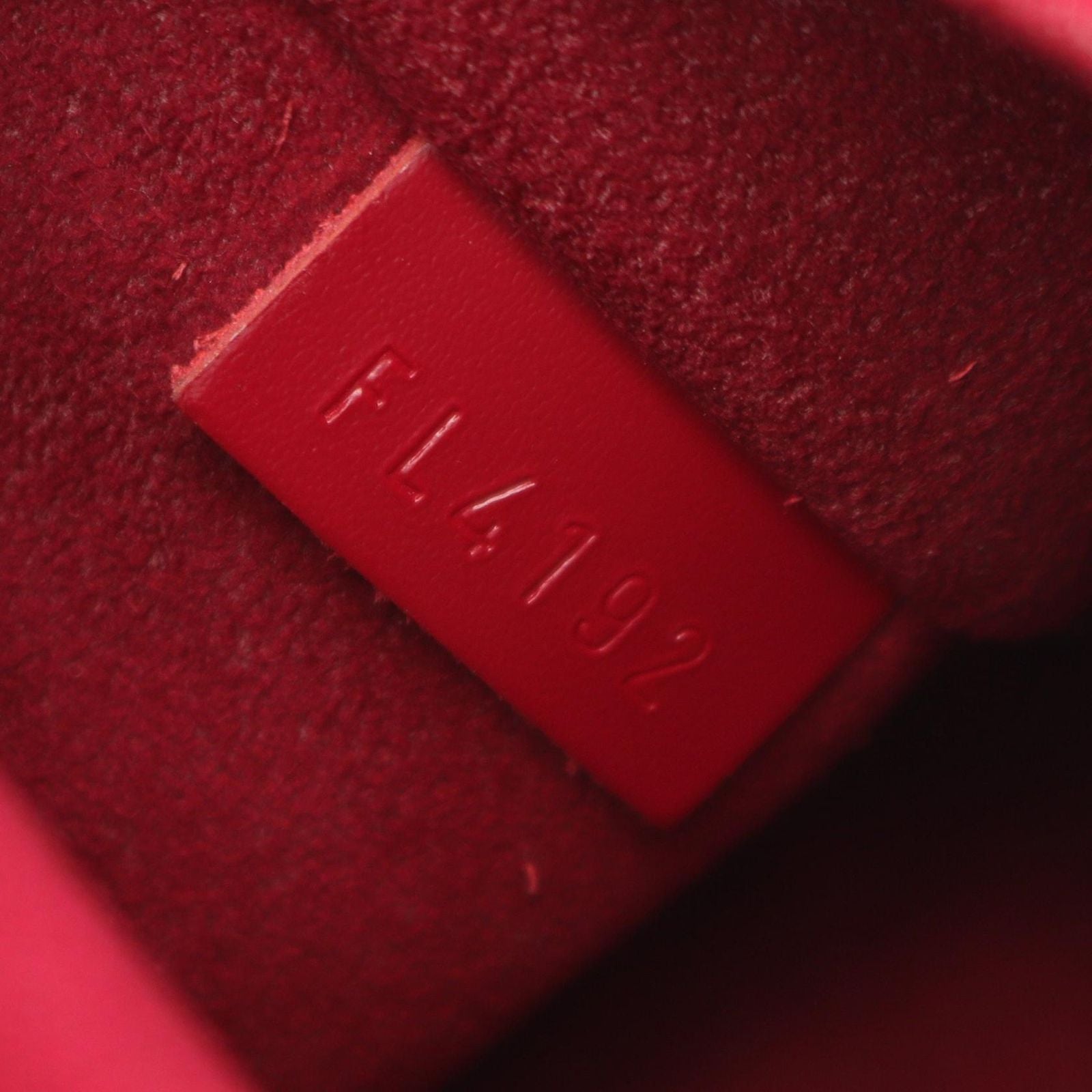 Louis Vuitton Handbag Alma PM Fuchsia Leather — view 5