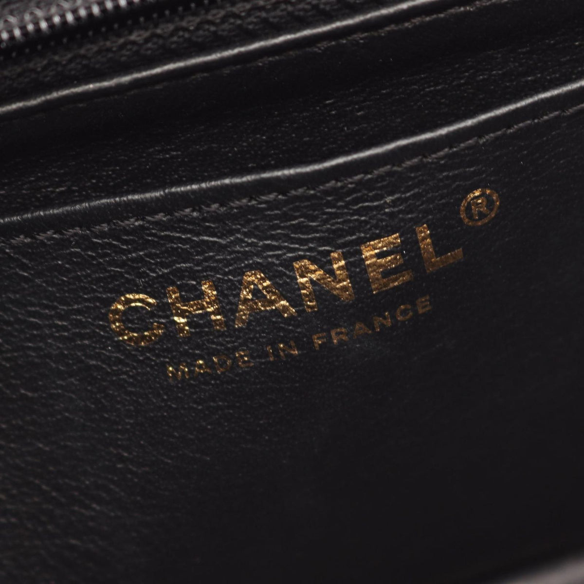 Chanel Shoulder Bag 2.55 Graffiti Mini Croco — view 4