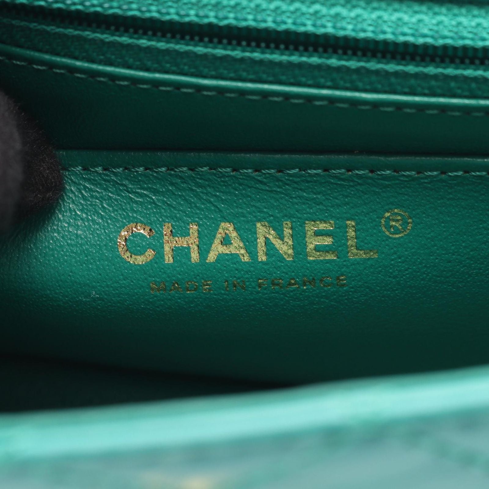 Chanel Shoulder Bag 2.55 Green Calf Mini Quilted Chain — view 4