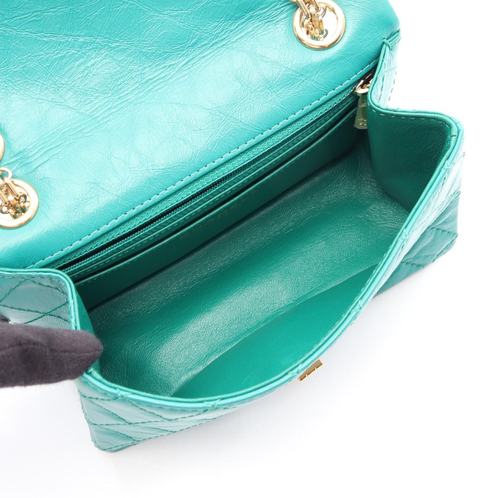 Chanel Shoulder Bag 2.55 Green Calf Mini Quilted Chain — view 3