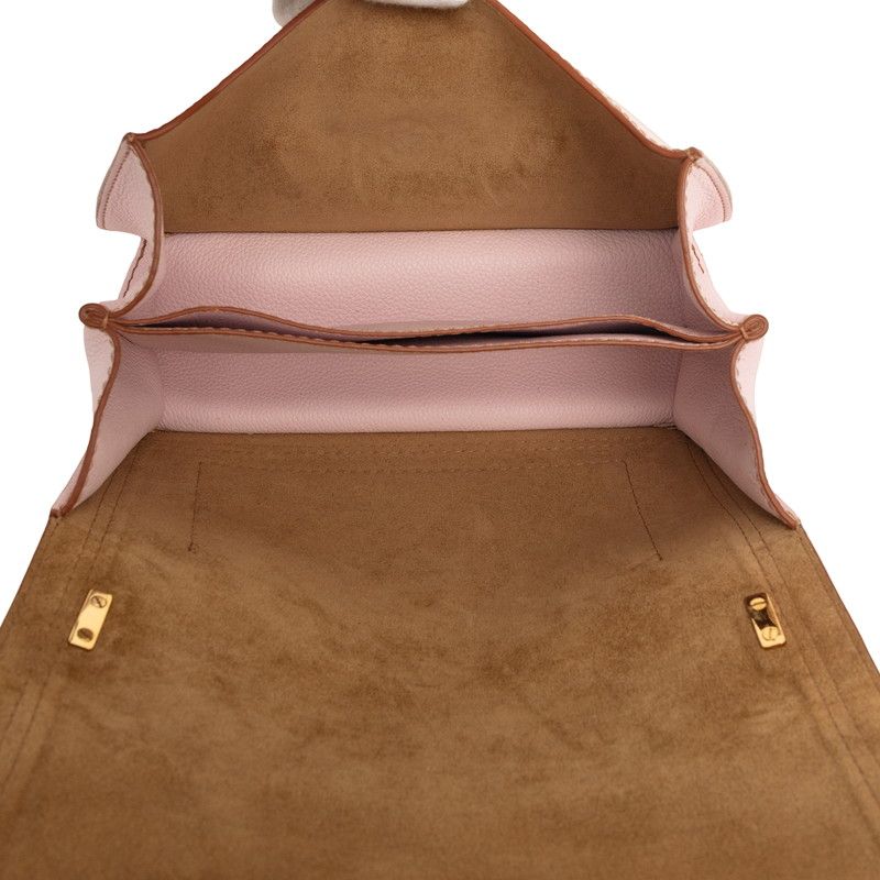 Loewe Barcelona Chain Shoulder Bag Cross Pink Leather — view 4