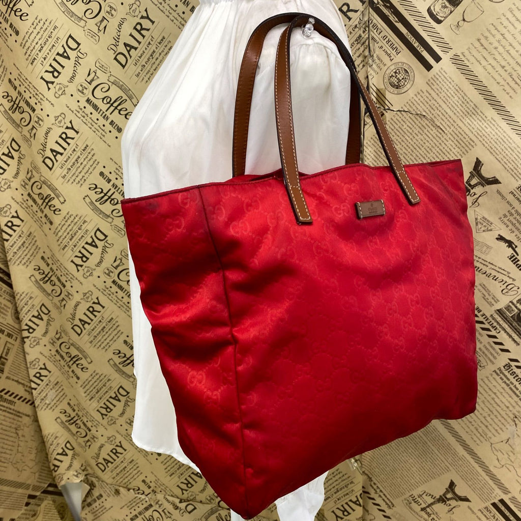 Gucci Hand Tote GG Nylon Business Travel Mothers Red — view 3