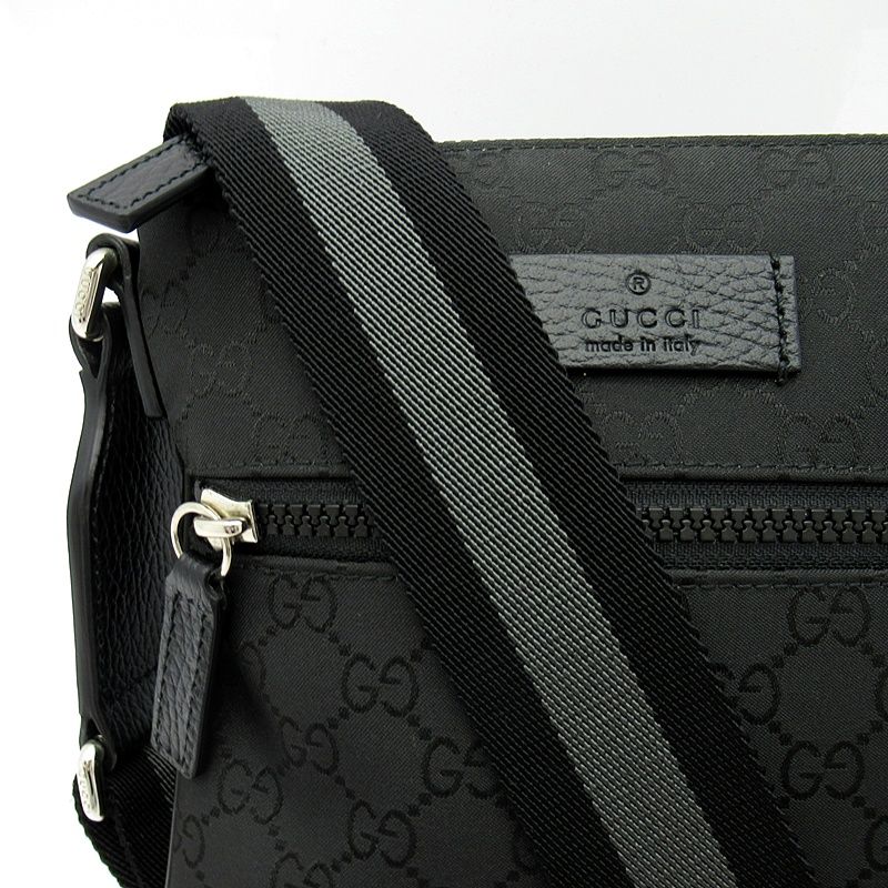 Gucci Shoulder Bag GG Nylon Black — view 2