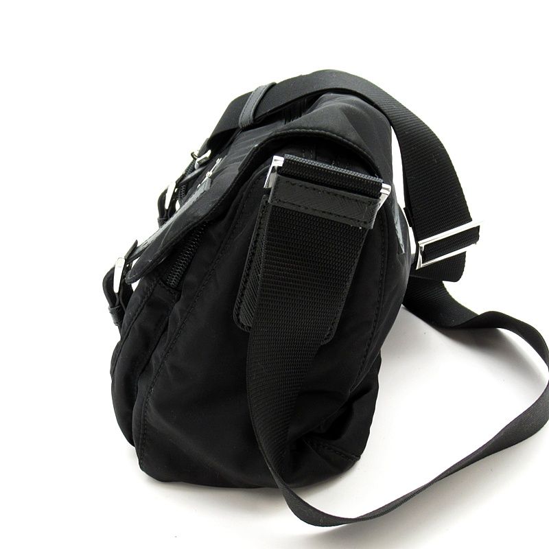 Prada Re-Nylon Shoulder Bag Nylon LadyShoulder Black Medium — view 3