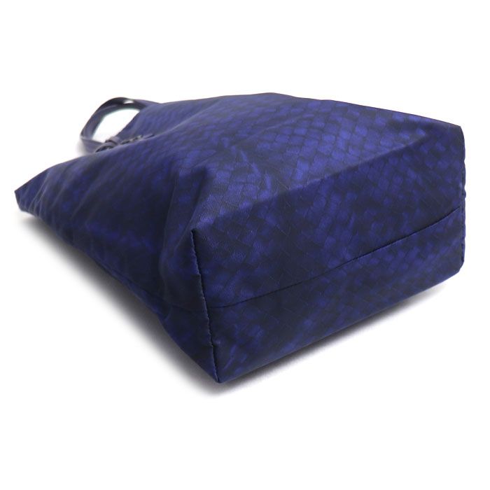 Bottega Veneta Intreccio Illusion Tote Blue Black — view 3