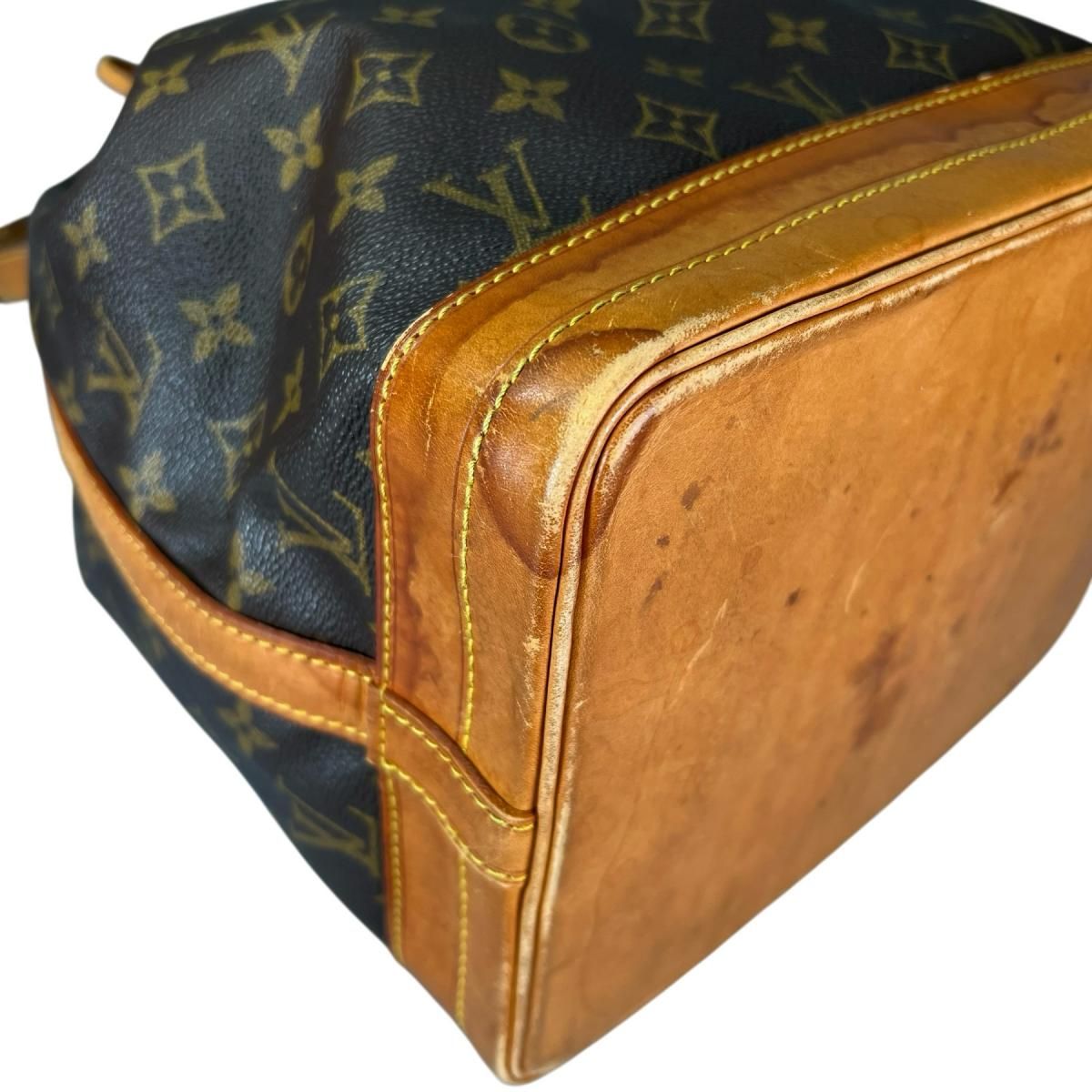 Louis Vuitton Monogram Drawstring Shoulder Back Noe Bag Brown — view 7