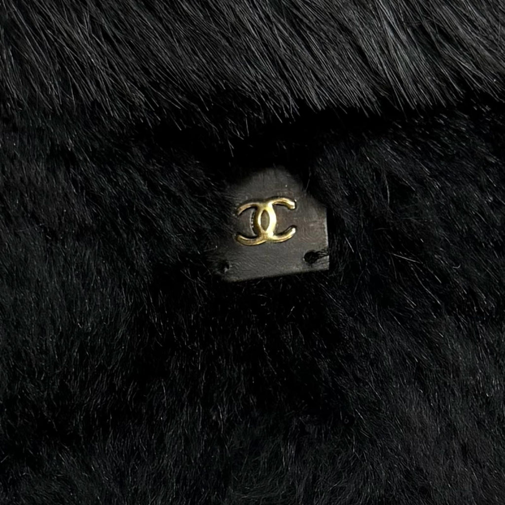 Chanel CC Logo Rabbit Fur Lapin Tippet Shawl Black 42 Scarf — view 9