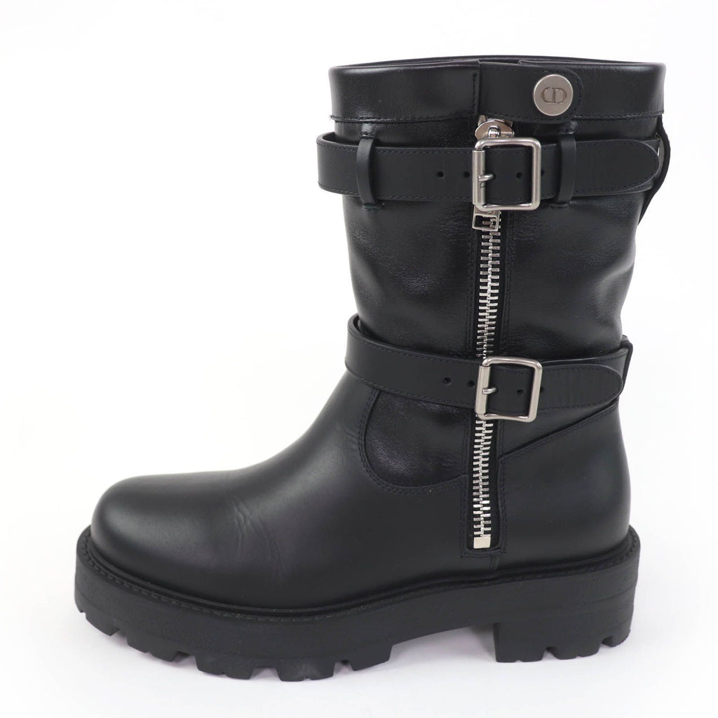 Dior D-major CD Logo Leather Short Boots Black — view 5