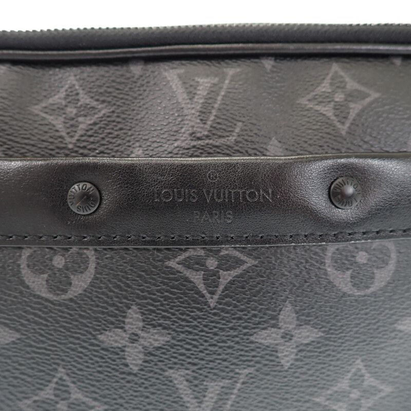 Louis Vuitton Alpha Messenger Shoulder Bag Monogram Eclipse Black Travel — view 9