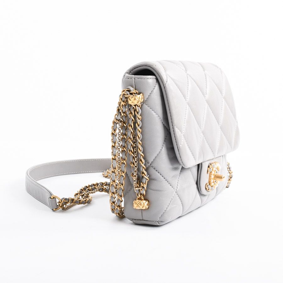 Chanel Shoulder Bag Chain — view 2