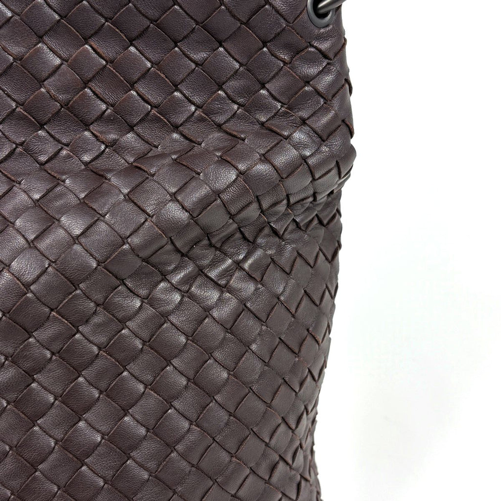 Bottega Veneta Intrecciato Shoulder Bag Leather Dark Brown — view 4