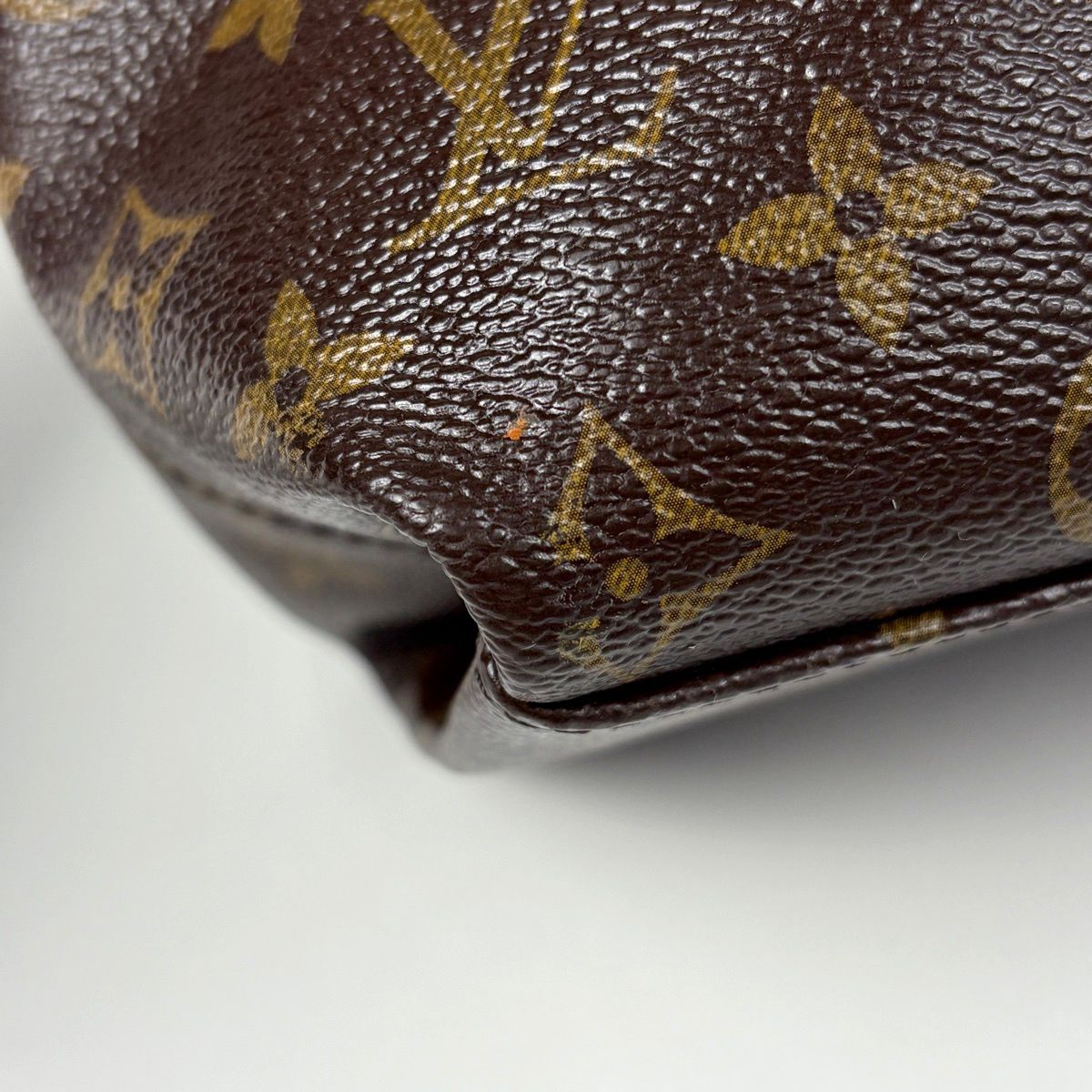 Louis Vuitton Tui Roulis Hobo Monogram Brown Noir — view 3