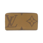 Louis Vuitton Monogram Giant Zippy Wallet
