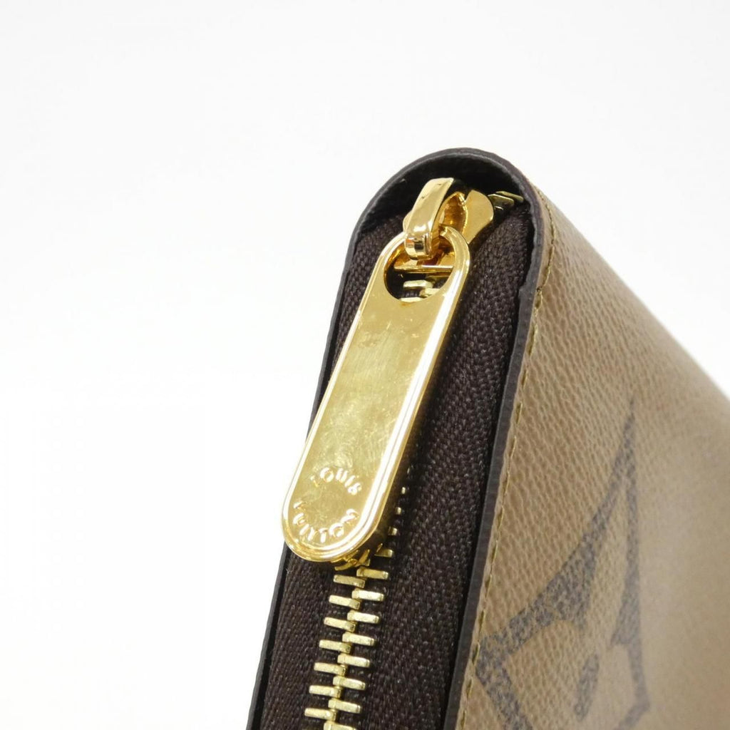Louis Vuitton Monogram Giant Zippy Wallet — view 3