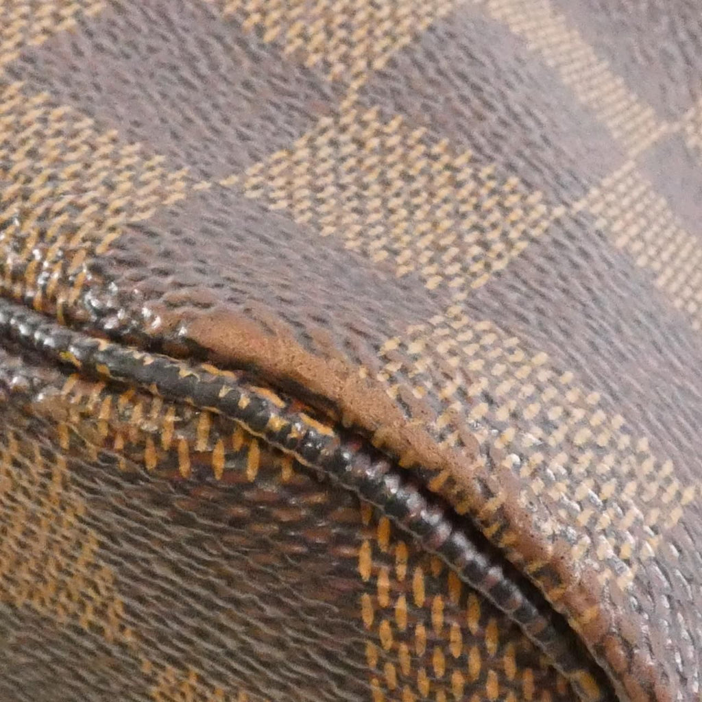 Louis Vuitton Damier Neverfull MM — view 3
