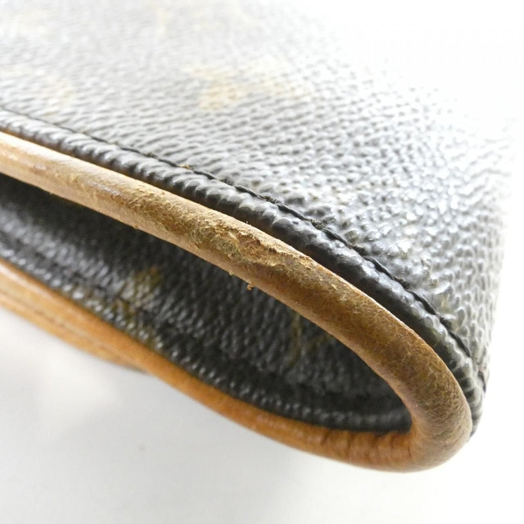 Louis Vuitton Monogram Pochette Twin GM Shoulder — view 3