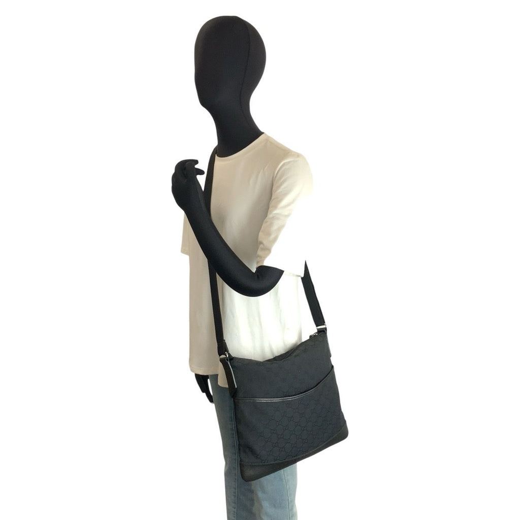 Gucci Black GG Canvas Leather Shoulder Bag Pochette — view 6